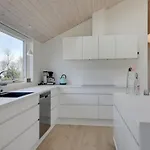 펜션 Oke - 350m From The Sea By Interhome *