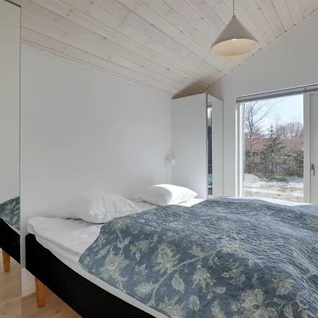 Oke - 350m From The Sea By Interhome